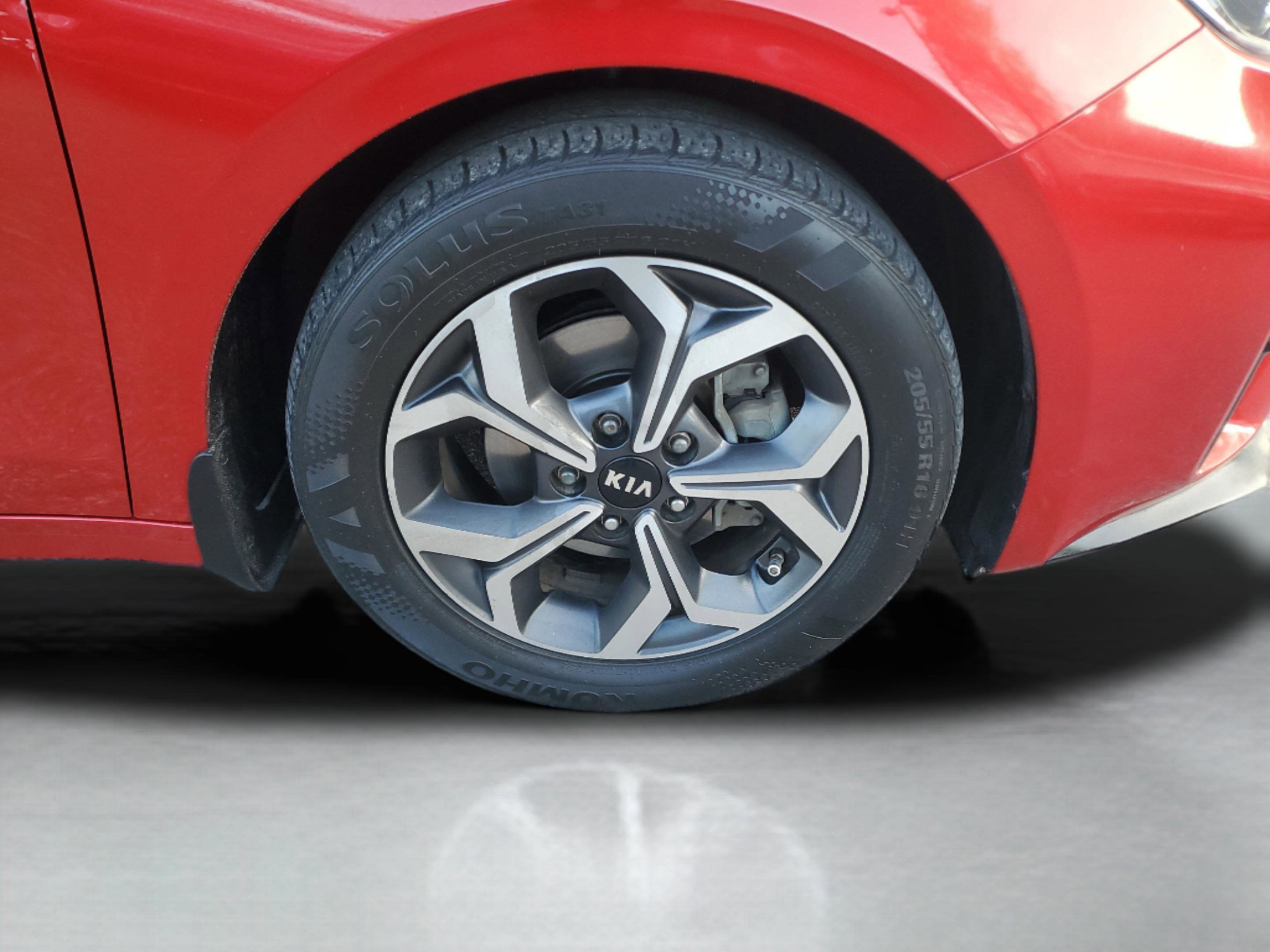 Used 2020 Kia Forte LXS image 28