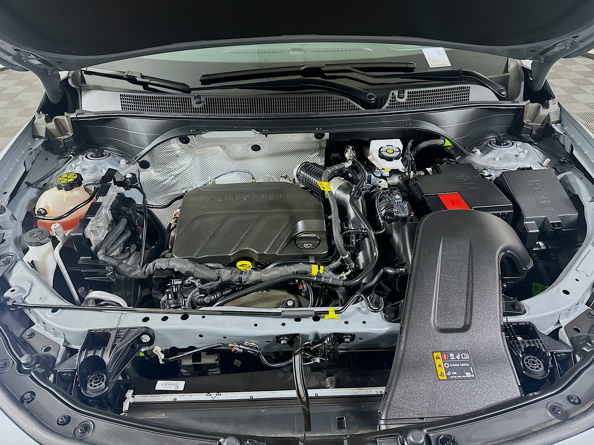 Used 2025 Buick Envista Preferred FWD image 33