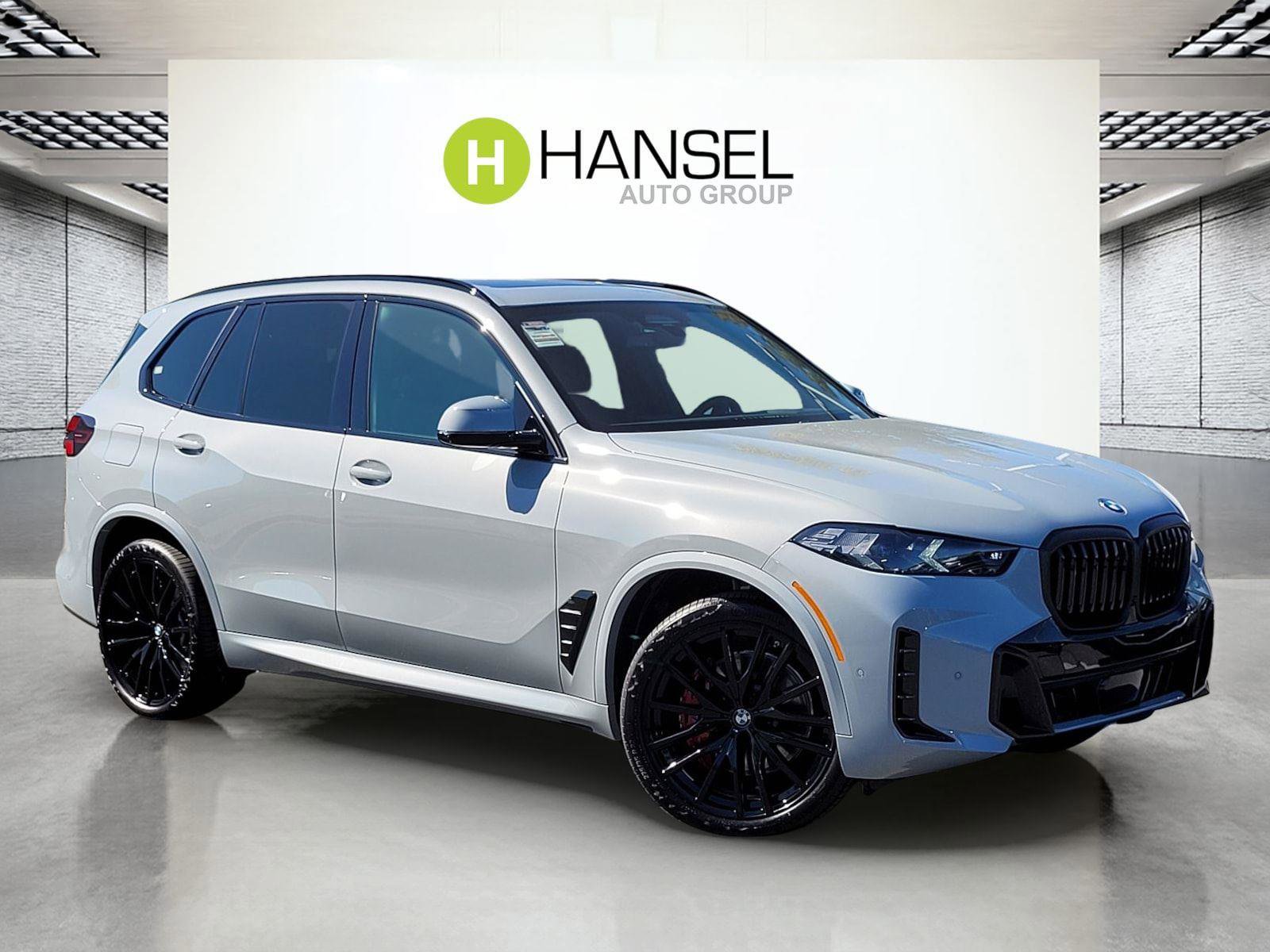 New 2026 BMW X5 xDrive40i w/ M Sport Package