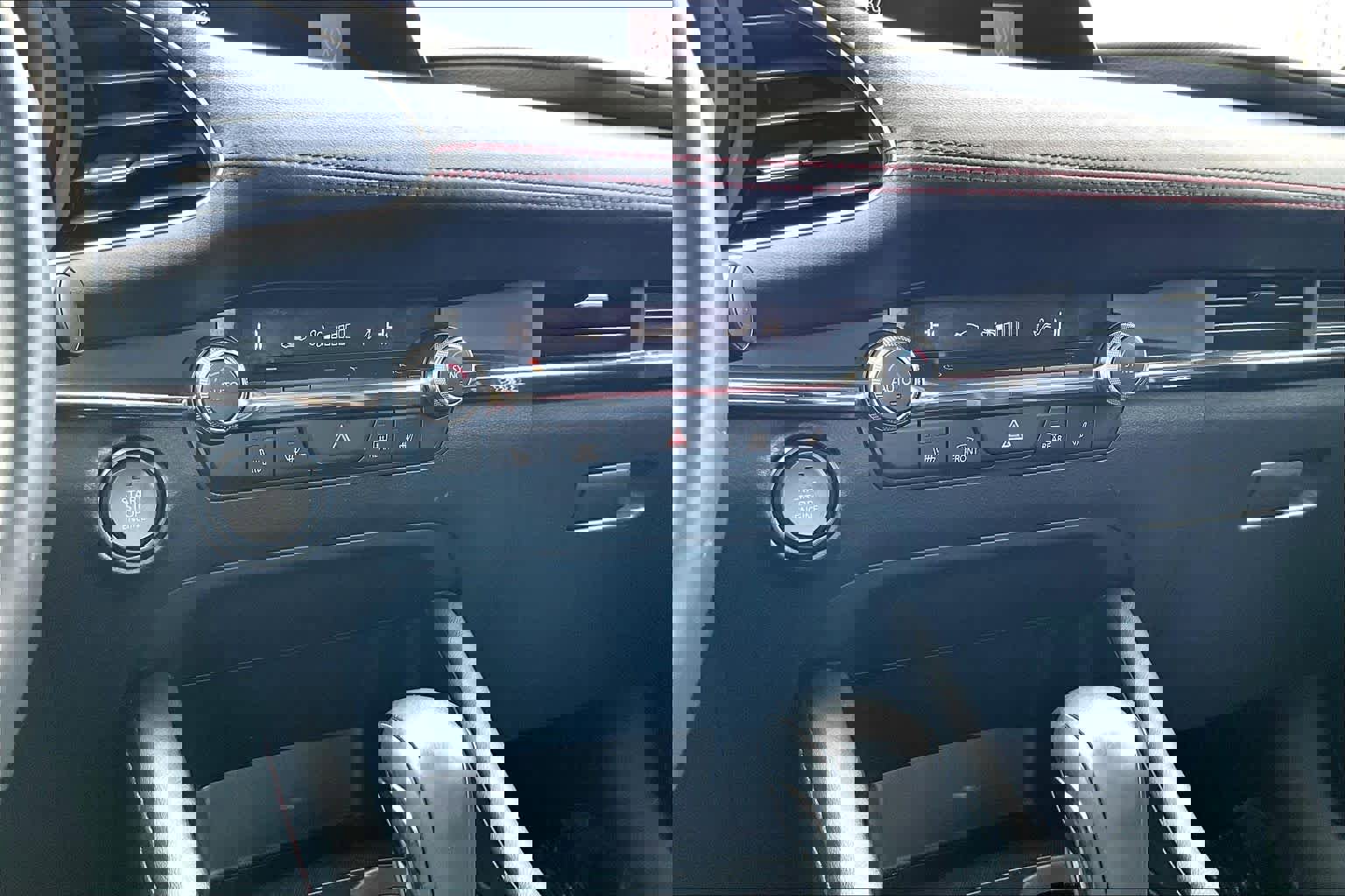 Used 2023 MAZDA MAZDA3 s image 35