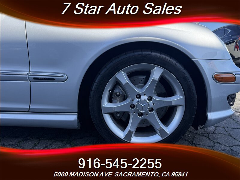 Used 2007 Mercedes-Benz C 230 Sedan image 5