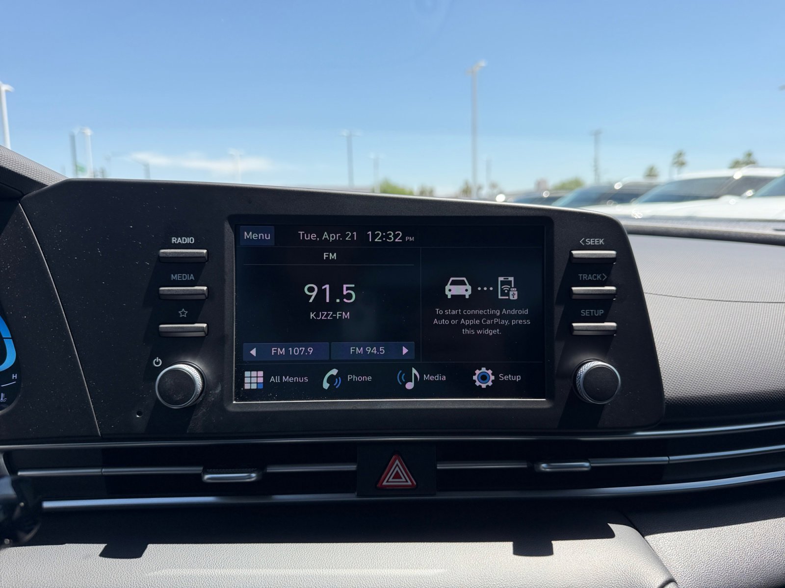 Certified 2025 Hyundai Elantra Sport FWD image 12