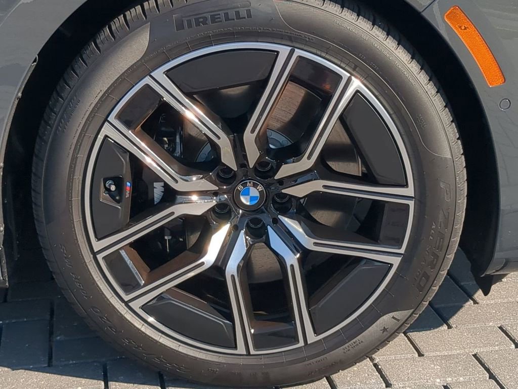 Certified 2026 BMW 740i xDrive image 12