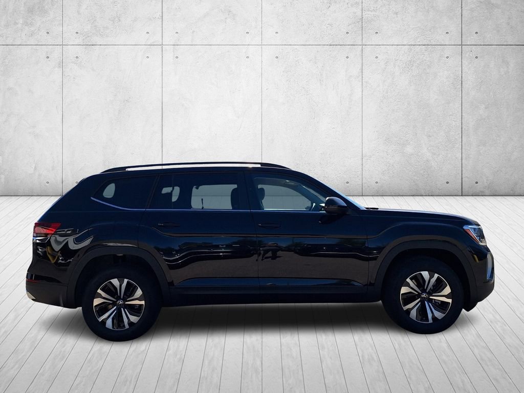 New 2026 Volkswagen Atlas SE image 4