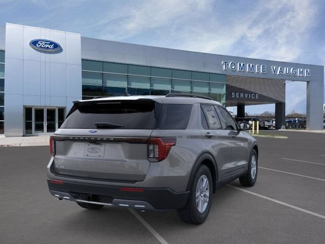 Used 2026 Ford Explorer Active w/ Active Comfort Package RWD image 8