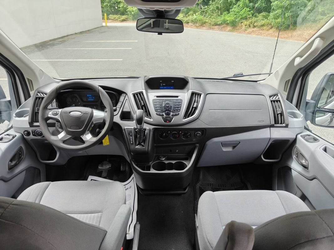Used 2016 Ford Transit 350 XLT RWD image 21
