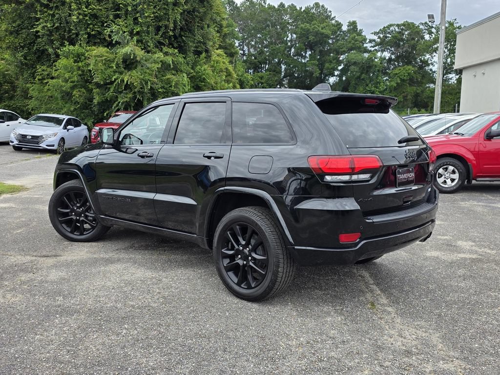 Used 2020 Jeep Grand Cherokee Altitude AWD/4WD image 6