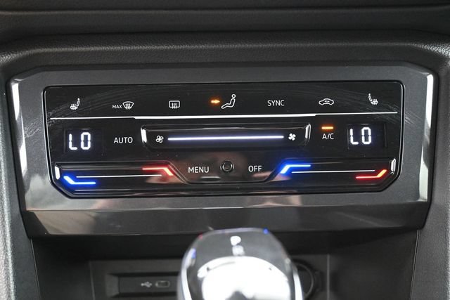 Used 2023 Volkswagen Tiguan SE FWD image 22