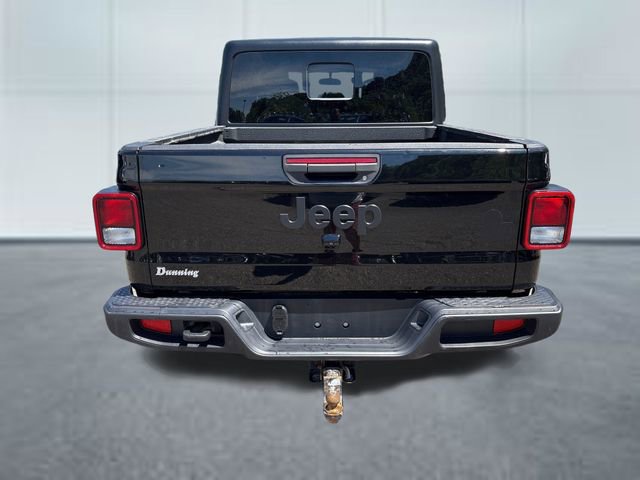 Used 2023 Jeep Gladiator Sport AWD/4WD image 3