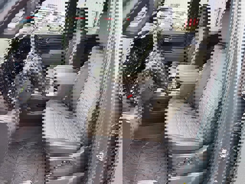 Used 2026 Chevrolet Silverado 1500 ZR2 image 10