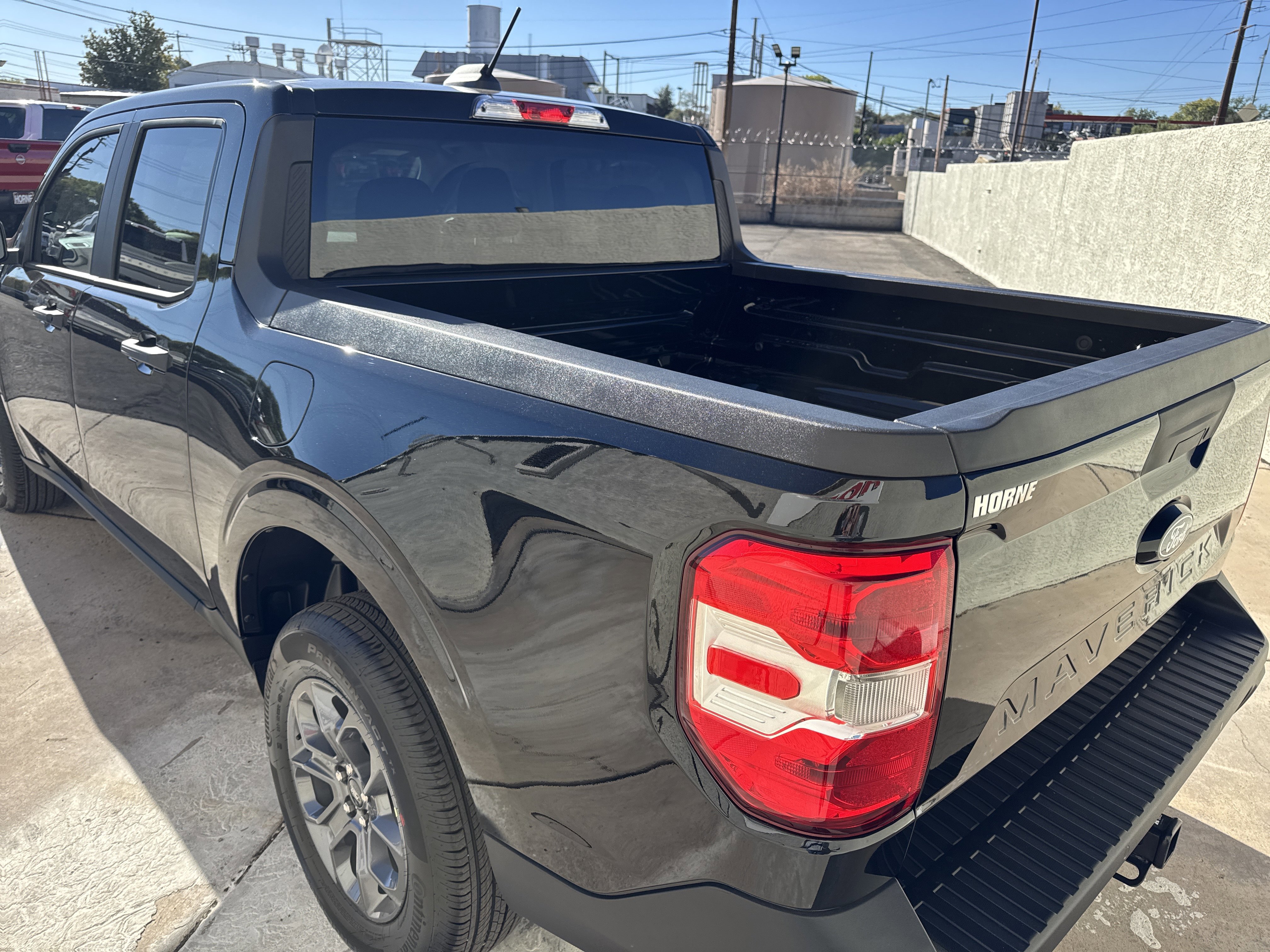 New 2025 Ford Maverick XLT image 5