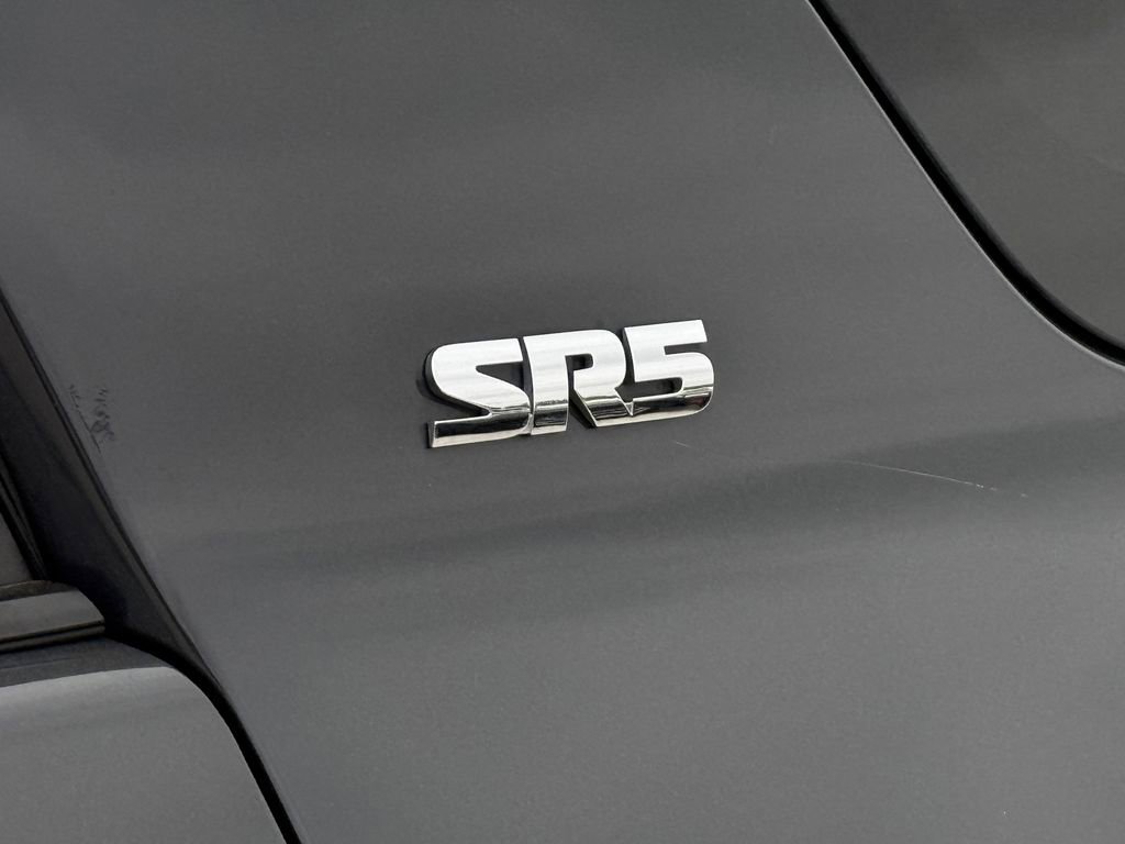 Used 2024 Toyota 4Runner SR5 AWD/4WD image 10