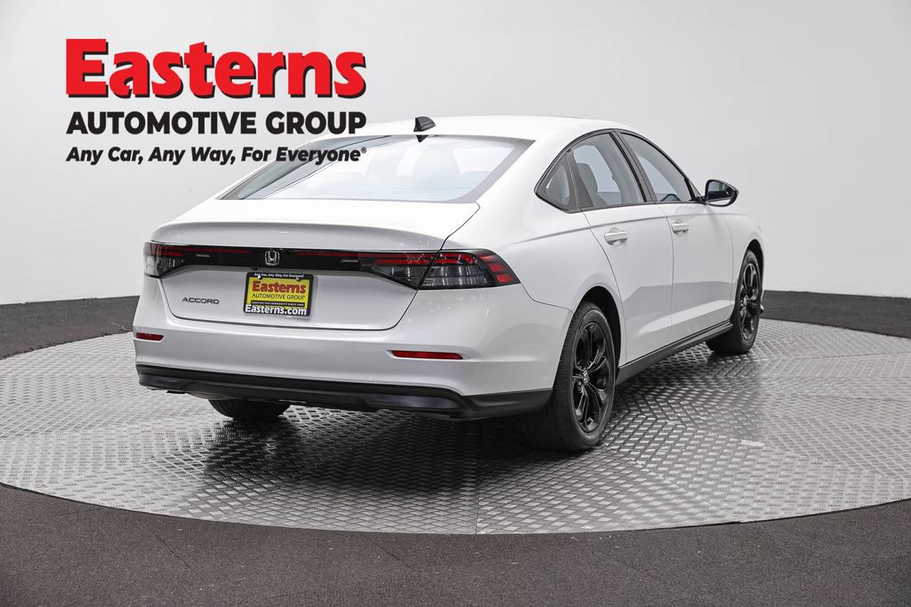 Used 2025 Honda Accord SE image 7