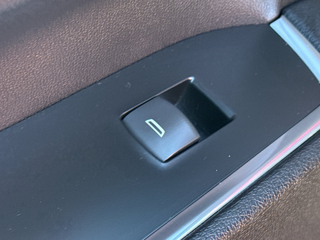 Used 2023 Chevrolet Silverado 1500 RST image 31