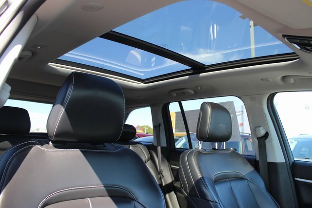 Used 2024 Jeep Grand Cherokee Limited image 31