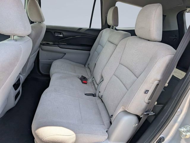 Used 2020 Honda Pilot LX image 19