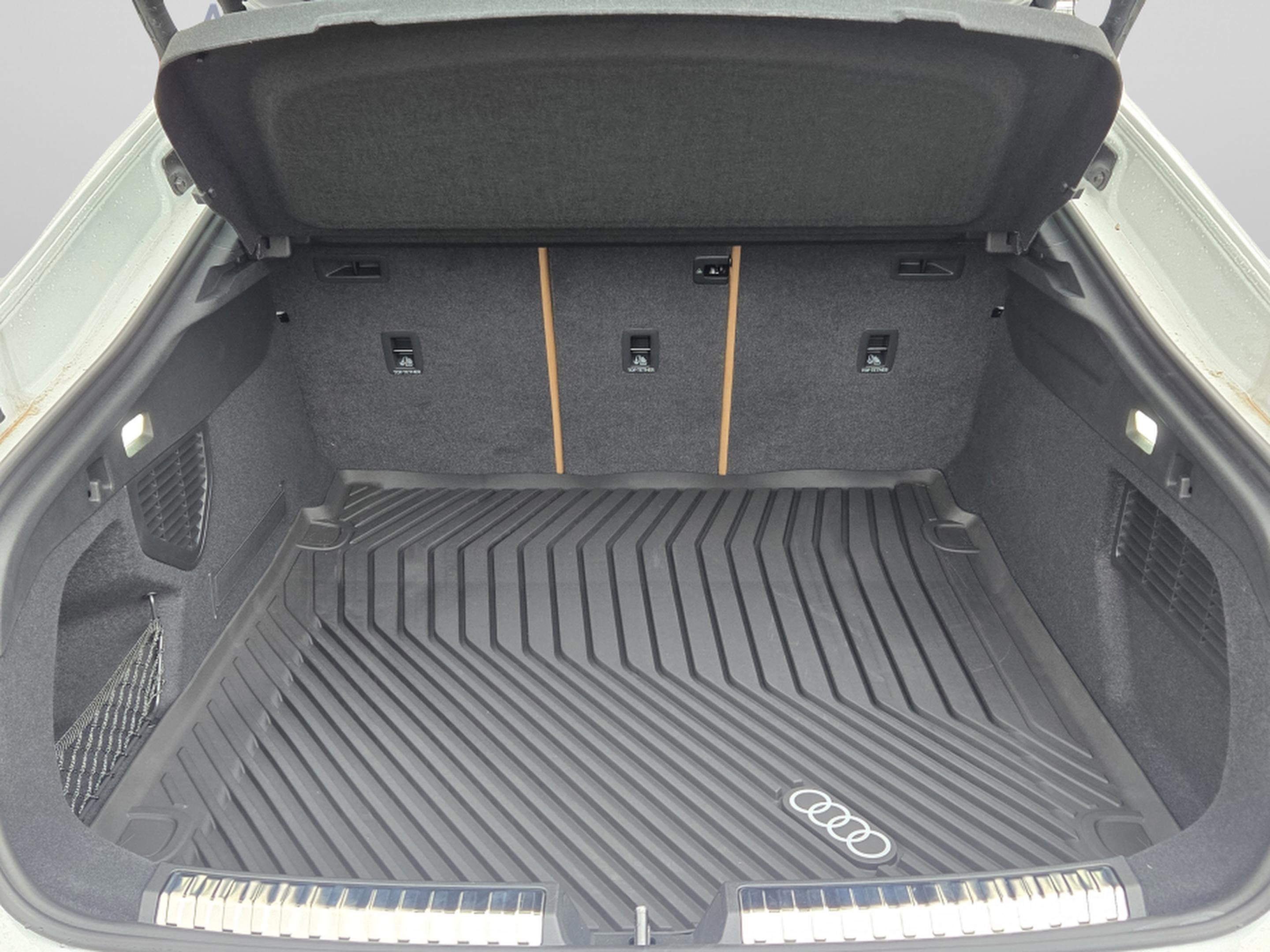 Used 2025 Audi A5 2.0T Premium image 33