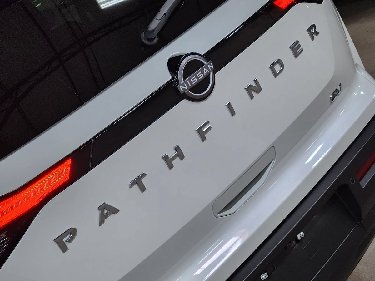 Used 2023 Nissan Pathfinder SV FWD image 20