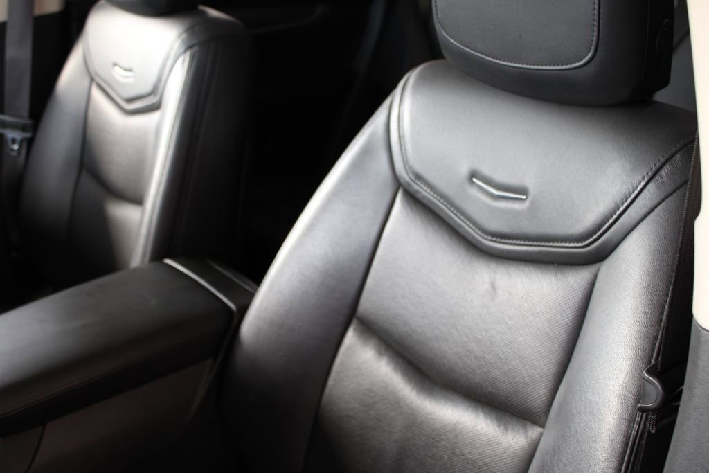 Used 2019 Cadillac XT5 Luxury image 41