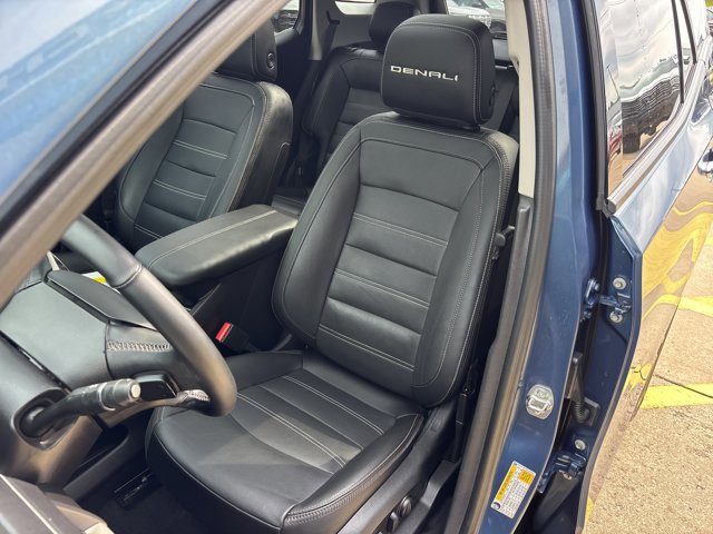 Used 2024 GMC Terrain Denali w/ Denali Premium Package AWD/4WD image 20