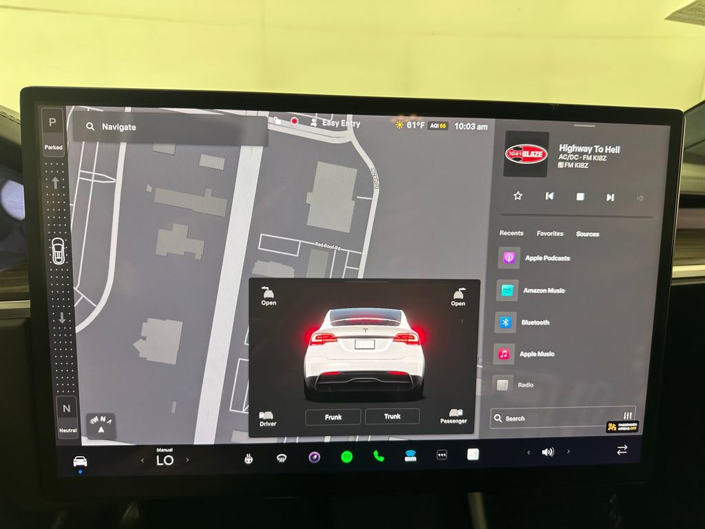 Used 2022 Tesla Model X Base image 32