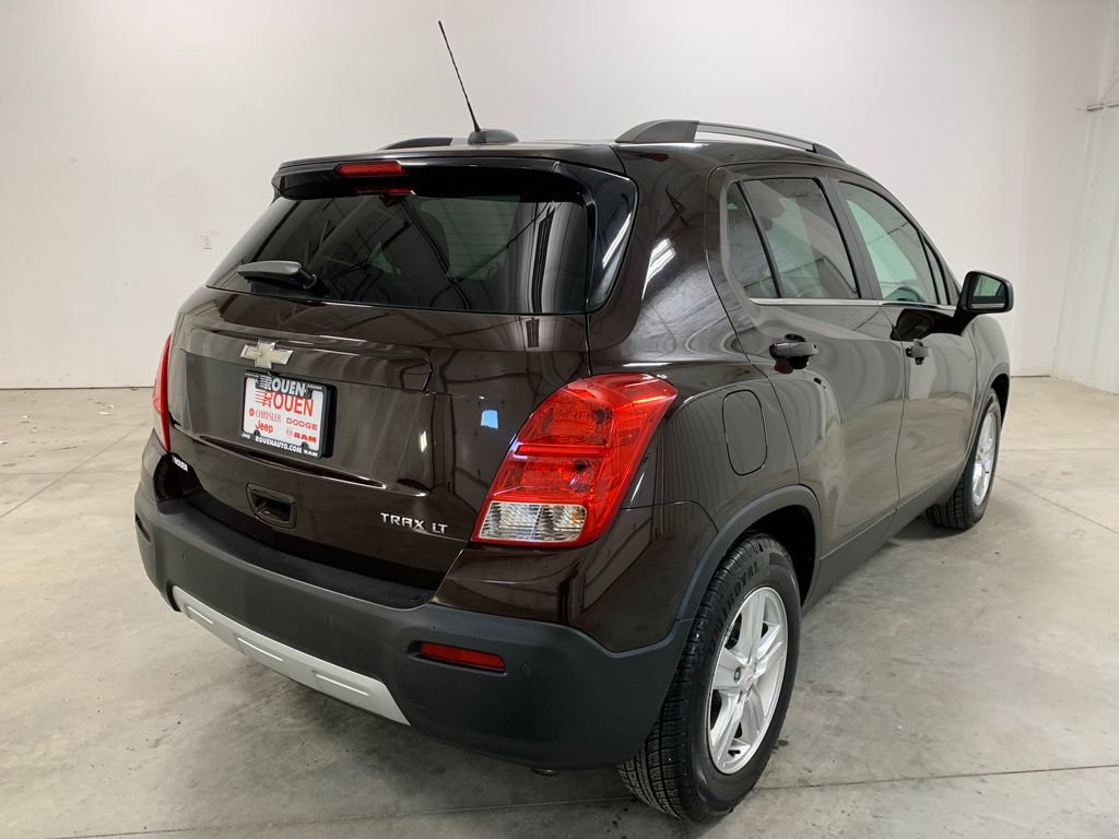 Used 2015 Chevrolet Trax LT w/ LT Sun and Sound Package image 8