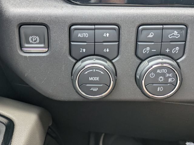 Used 2024 Chevrolet Silverado 1500 ZR2 AWD/4WD image 27