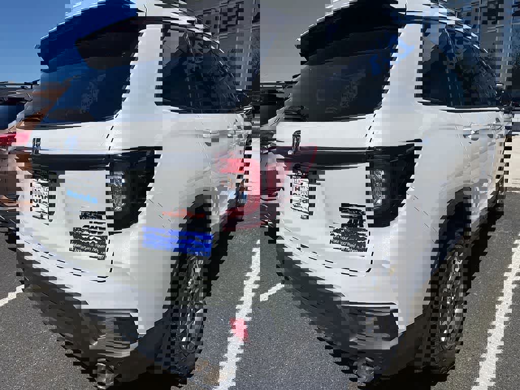 Used 2023 Honda Passport TrailSport image 4