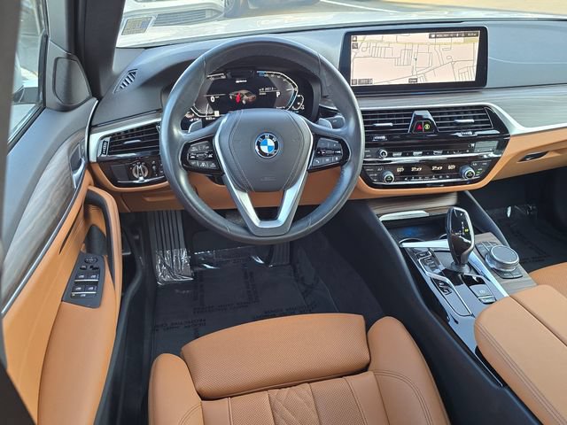 Used 2023 BMW 530e xDrive AWD/4WD image 11