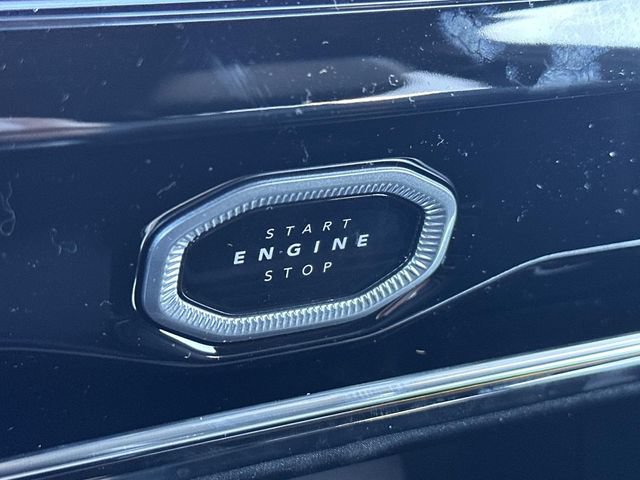 New 2026 Jeep Grand Cherokee Altitude AWD/4WD image 30
