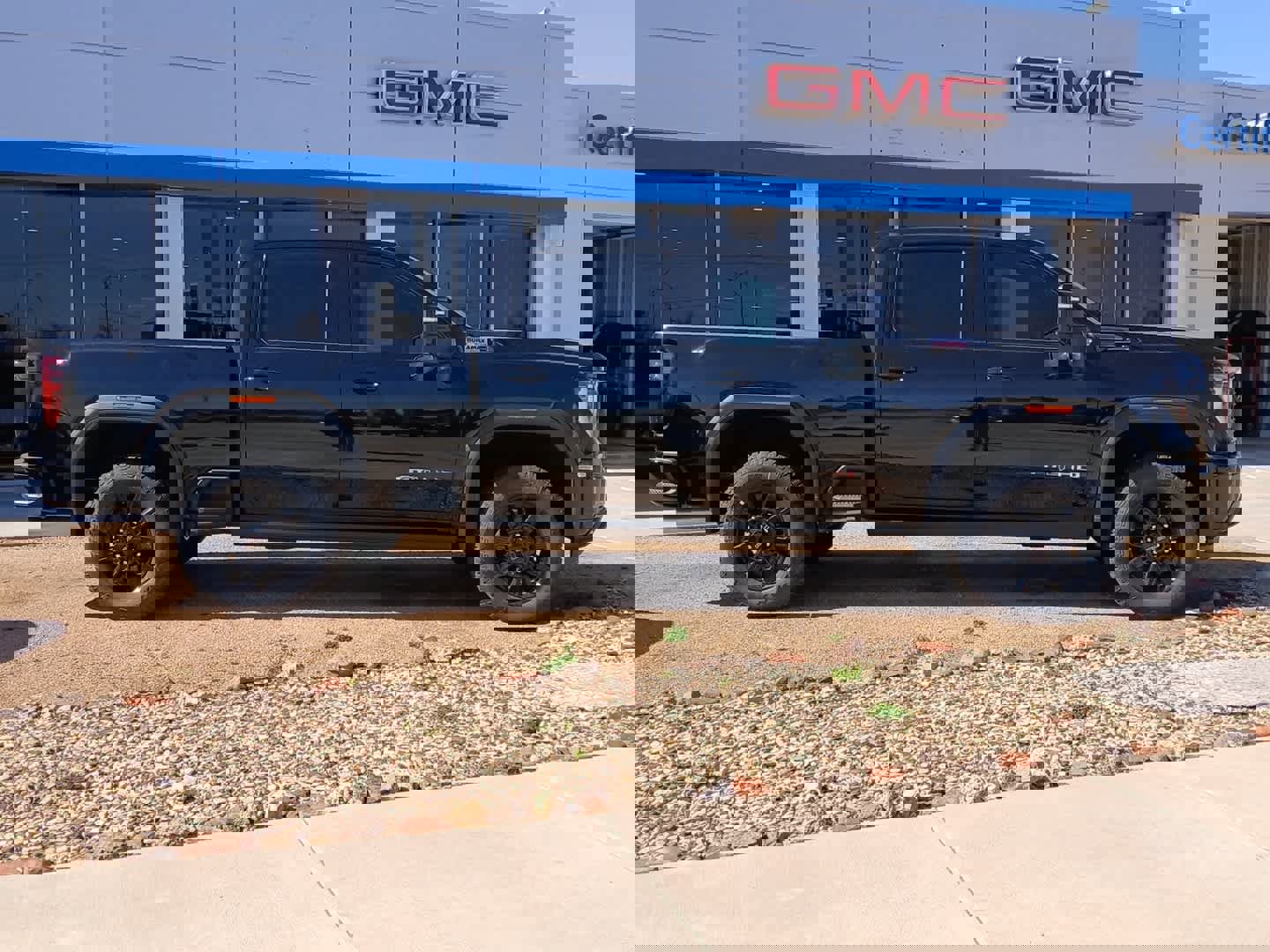 New 2026 GMC Sierra 2500 AT4 w/ AT4 Premium Plus Package image 4