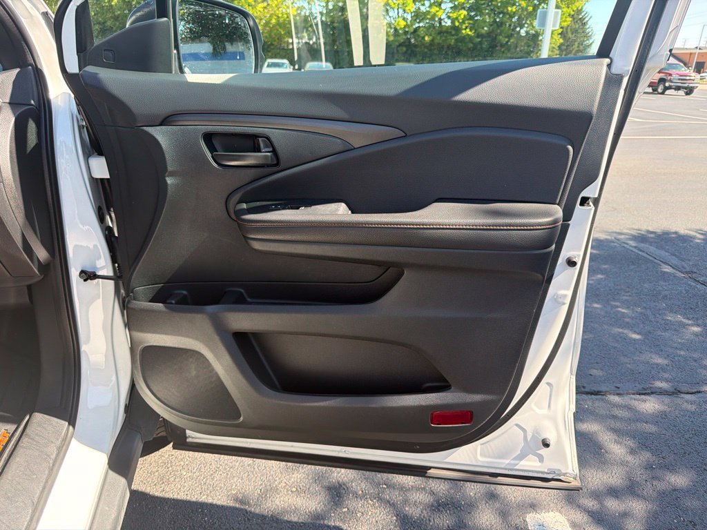Certified 2025 Honda Ridgeline TrailSport image 25