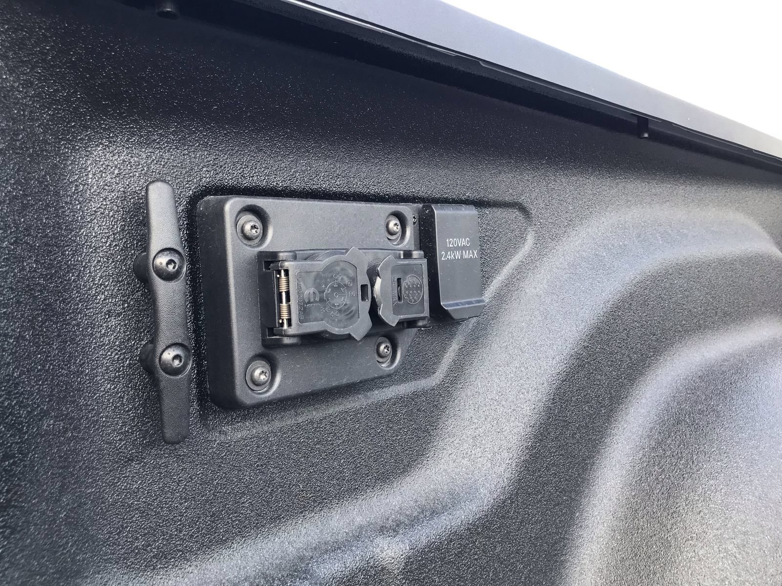 New 2026 RAM 3500 Limited AWD/4WD image 22