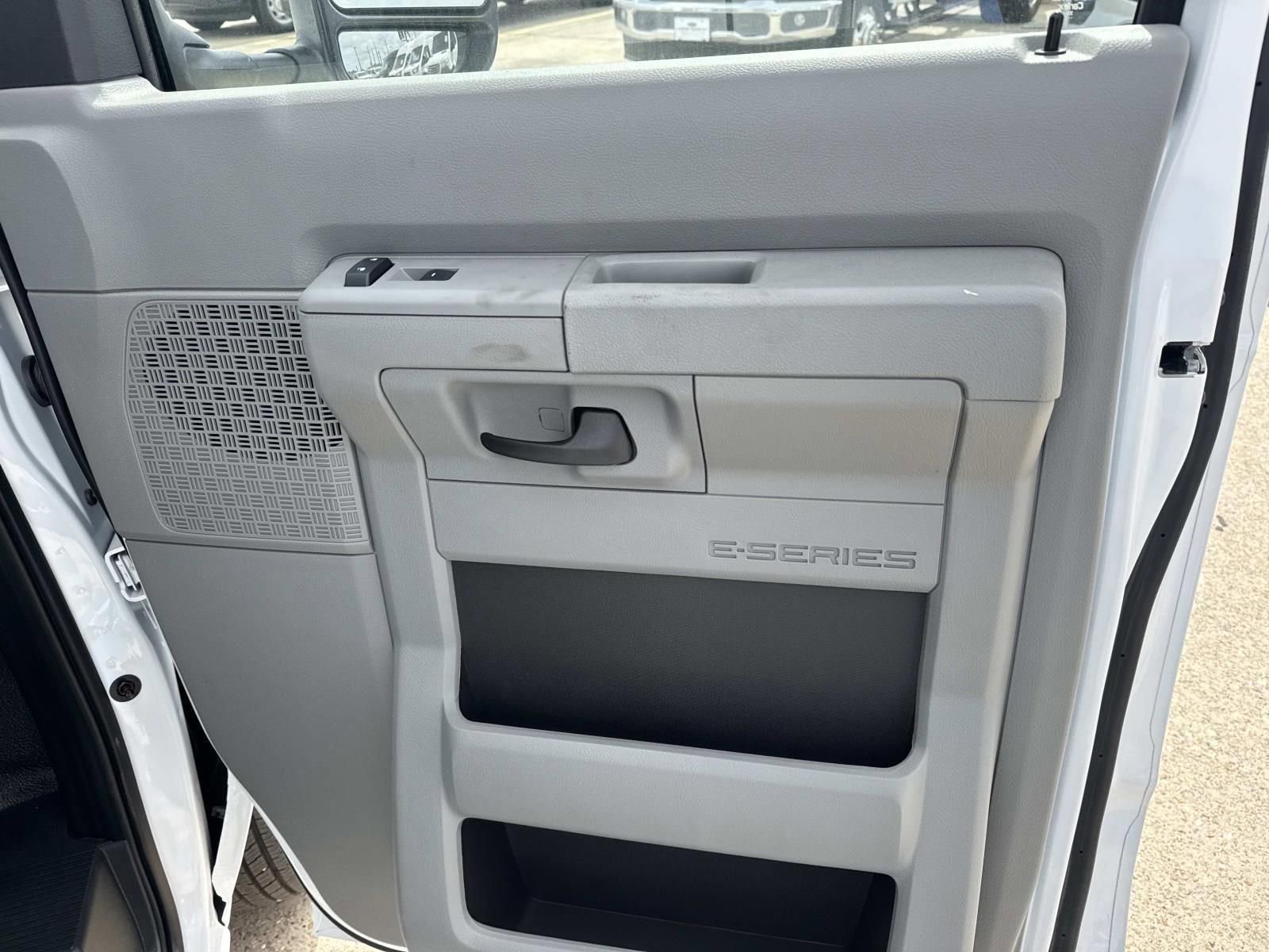 New 2026 Ford E-350 and Econoline 350 Super Duty w/ Power Equipment Group image 22