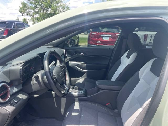 Used 2024 Chevrolet Trax RS w/ Driver Confidence Package FWD image 6