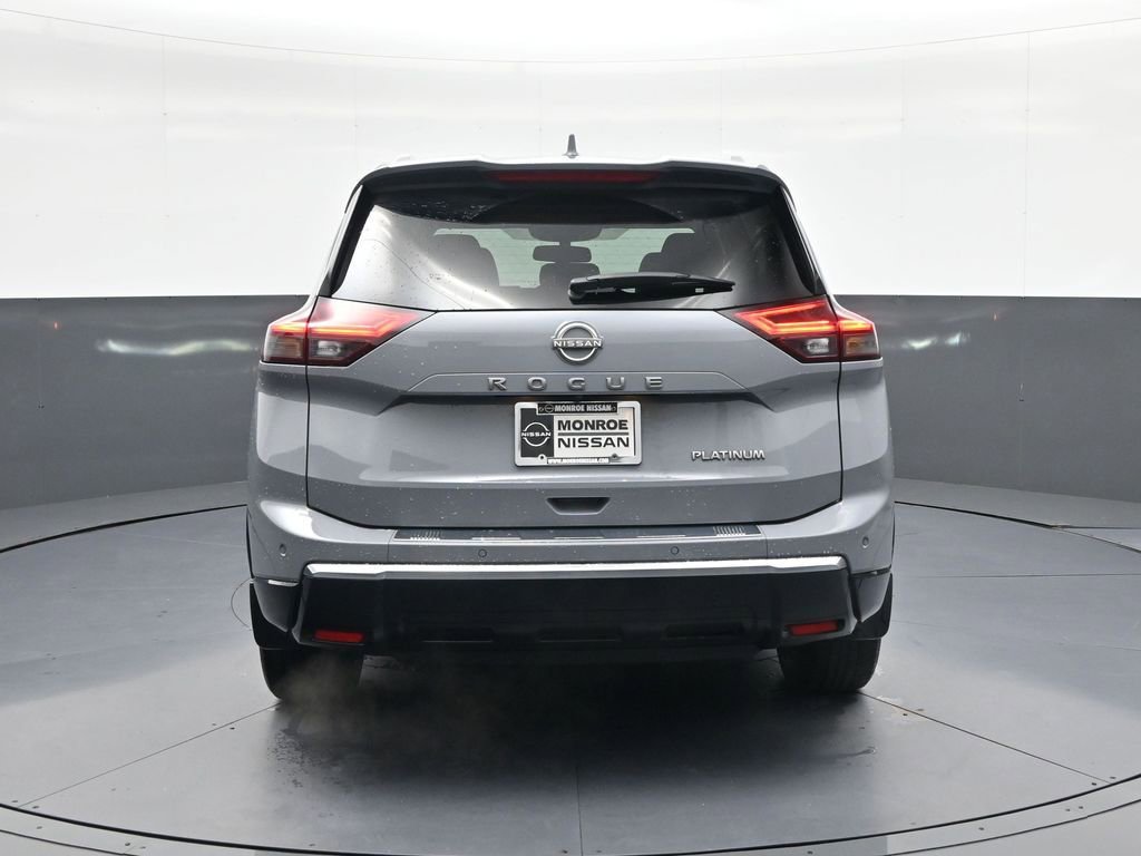 Used 2024 Nissan Rogue Platinum w/ Platinum Premium Package FWD image 6