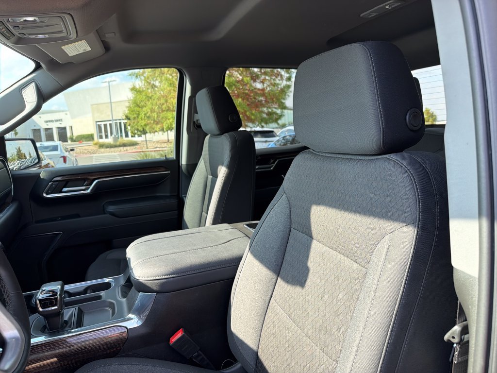 Used 2023 GMC Sierra 1500 Elevation w/ X31 Off-Road Package AWD/4WD image 18
