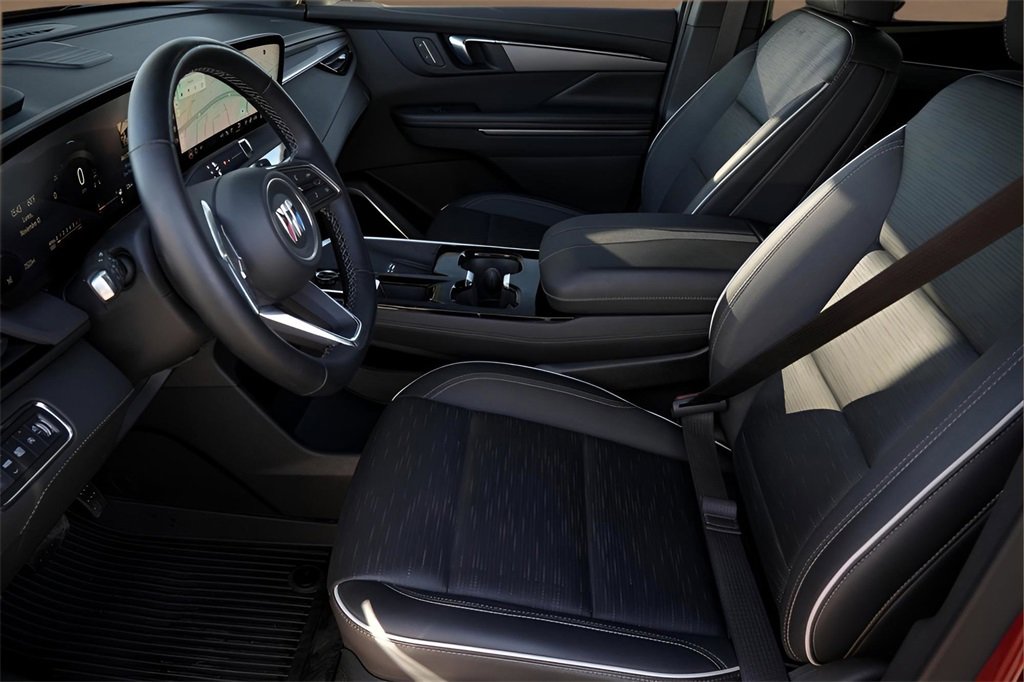 Used 2025 Buick Enclave Sport Touring w/ Power Package image 10