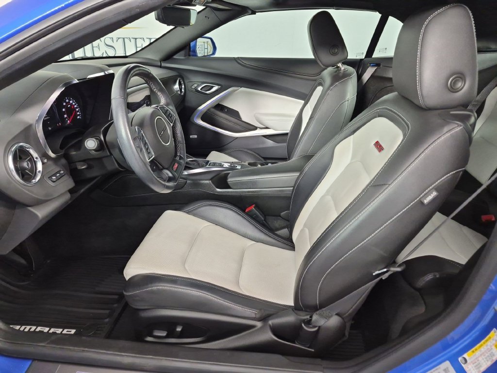 Certified 2024 Chevrolet Camaro SS RWD image 17