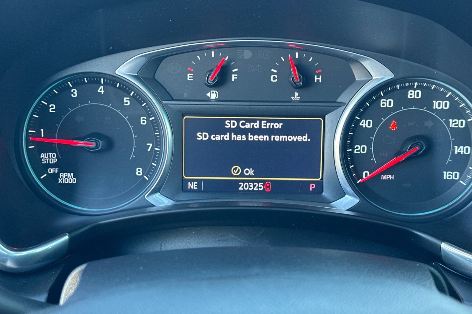 Used 2019 Chevrolet Equinox LT w/ Sun & Navigation Package image 29