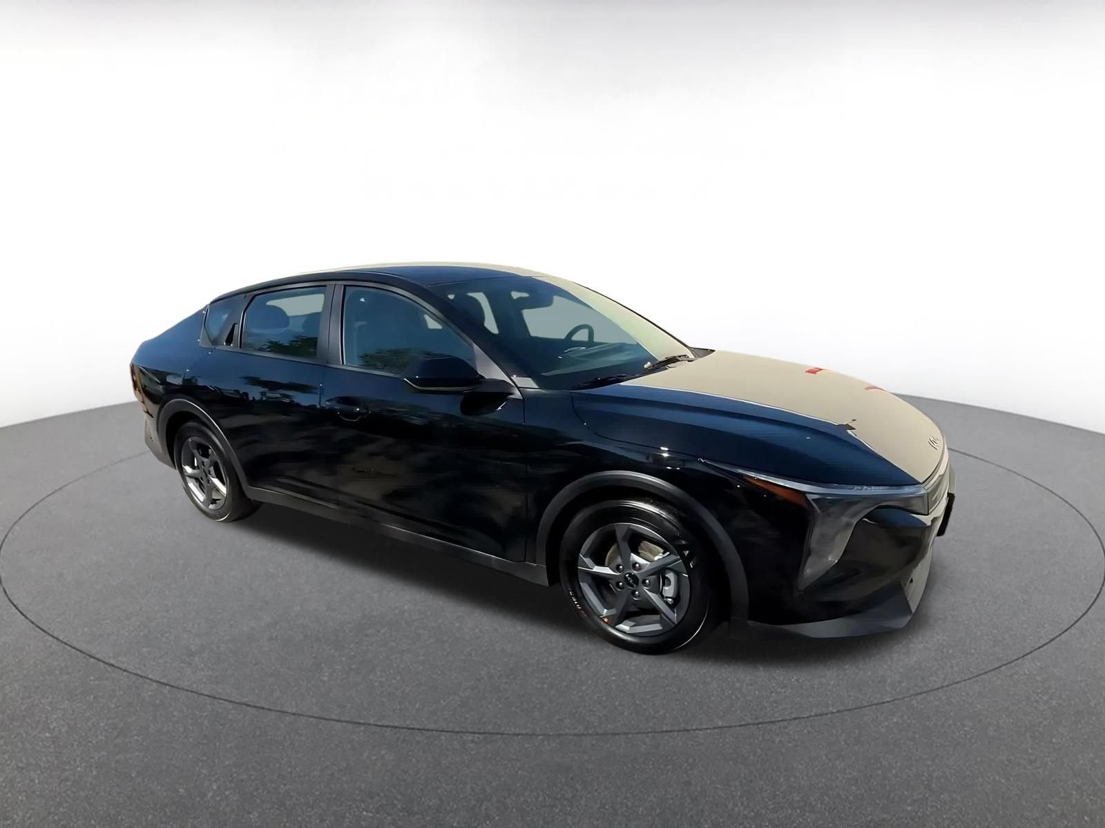 Used 2026 Kia K4 FWD image 2