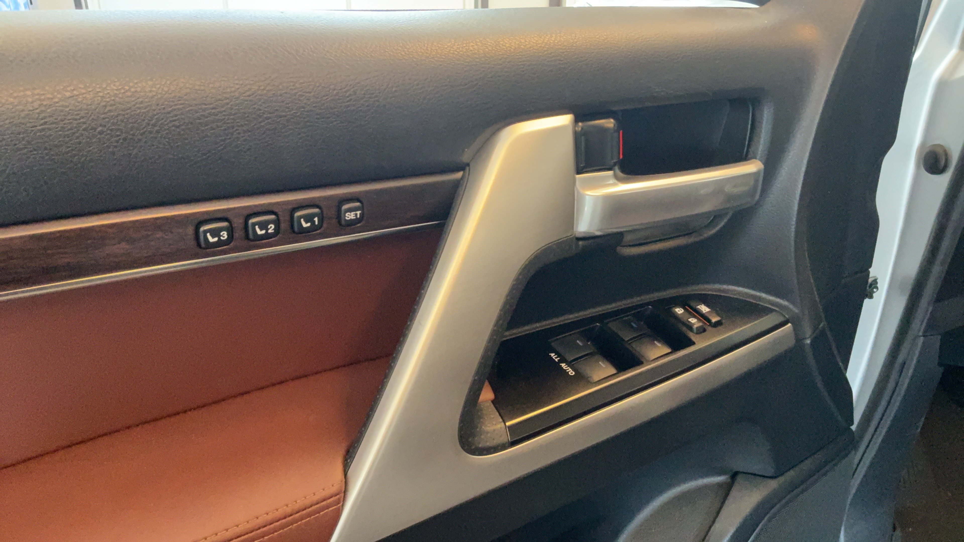 Used 2019 Toyota Land Cruiser AWD/4WD image 26