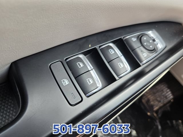 Used 2024 Kia Carnival LX FWD image 33