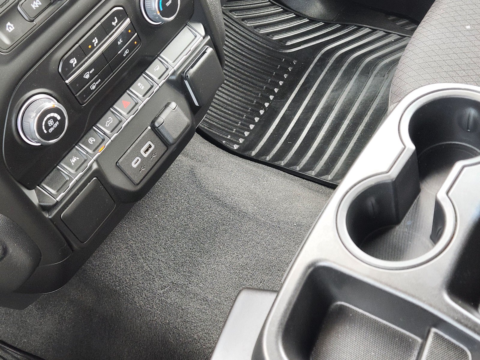 Used 2023 Chevrolet Silverado 1500 Custom RWD image 15