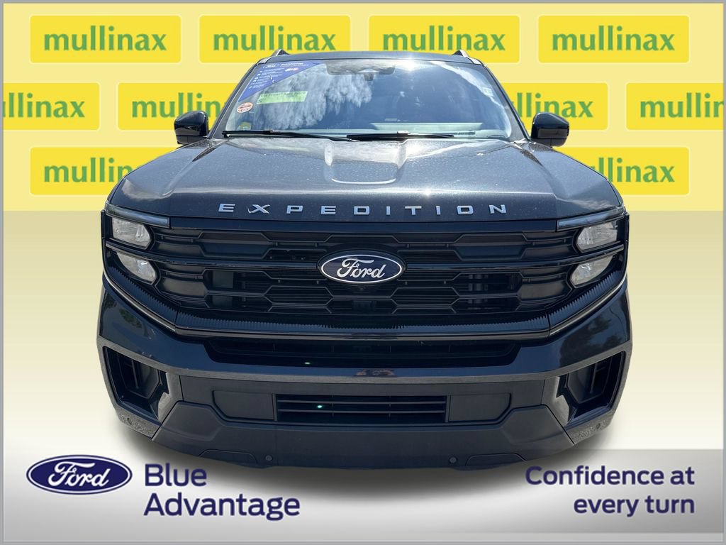 Certified 2025 Ford Expedition Active RWD image 11