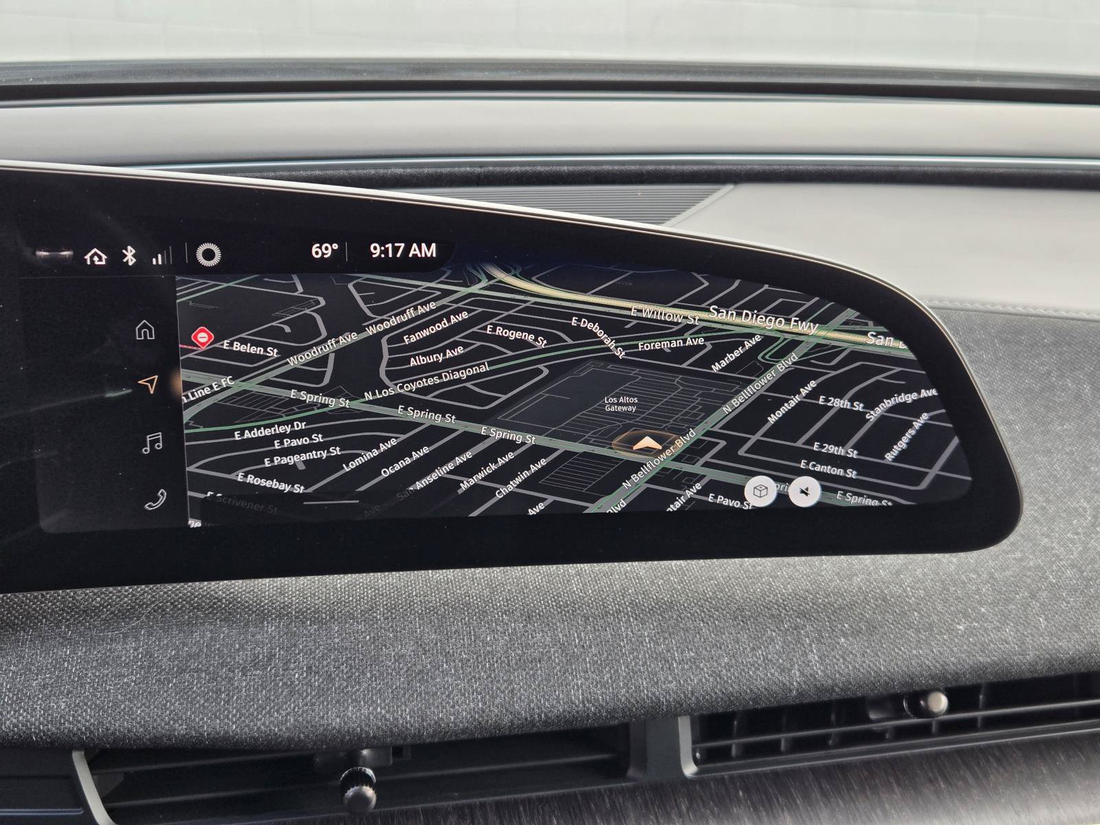 Used 2025 Lucid Air Pure RWD image 9