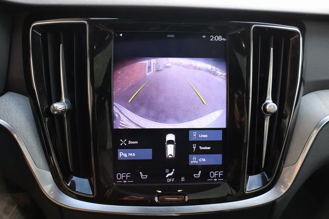 Used 2021 Volvo V60 T5 Cross Country w/ Climate Package image 19