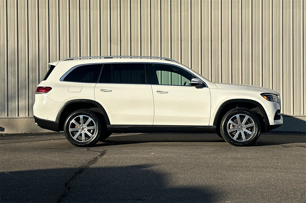 Used 2022 Mercedes-Benz GLS 450 4MATIC image 3