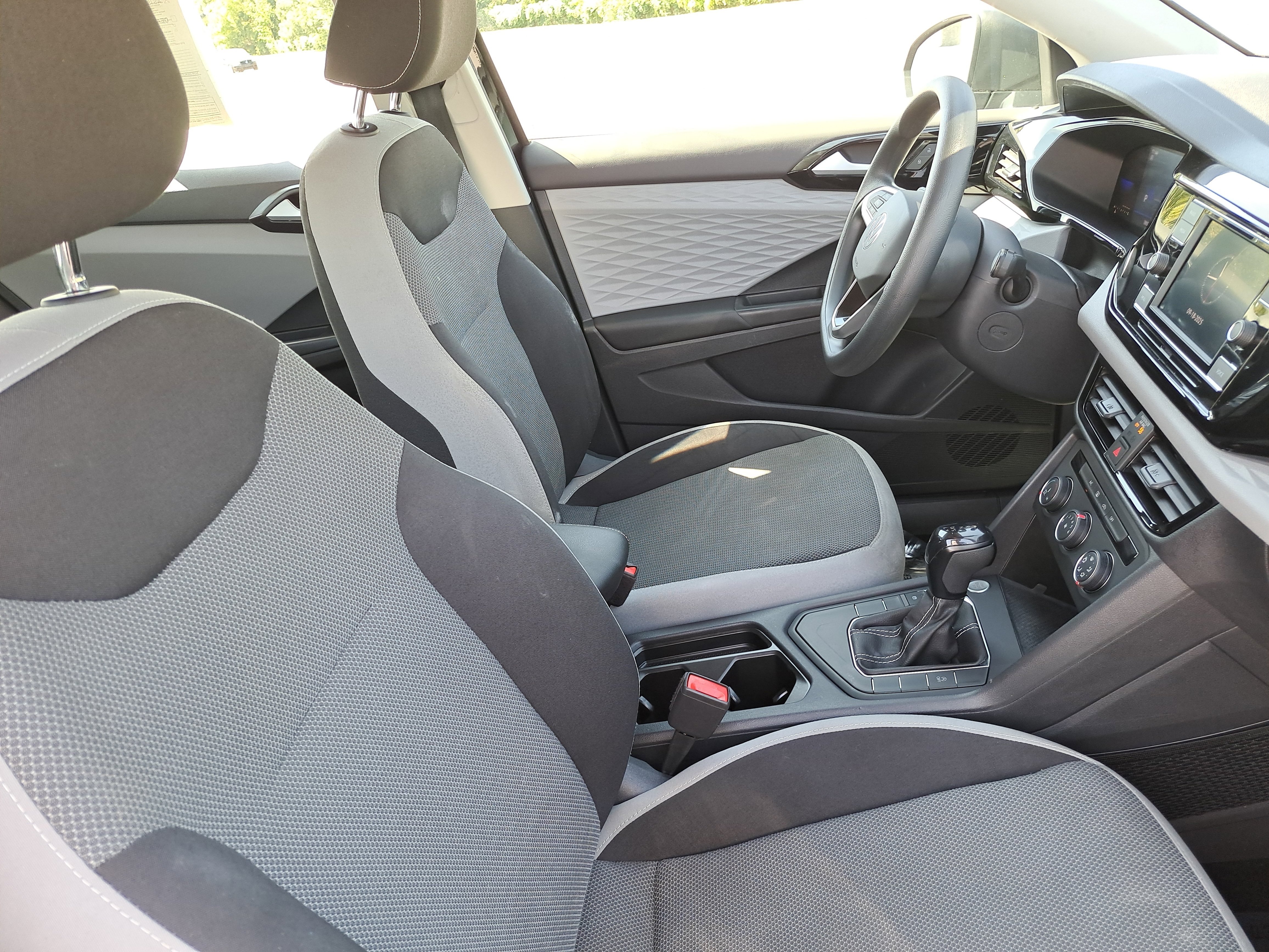 Certified 2022 Volkswagen Taos S image 10