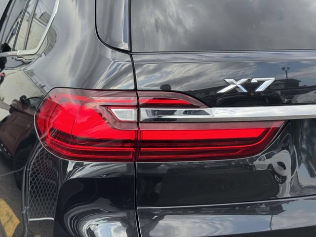 Used 2020 BMW X7 xDrive40i w/ Premium Package AWD/4WD image 14
